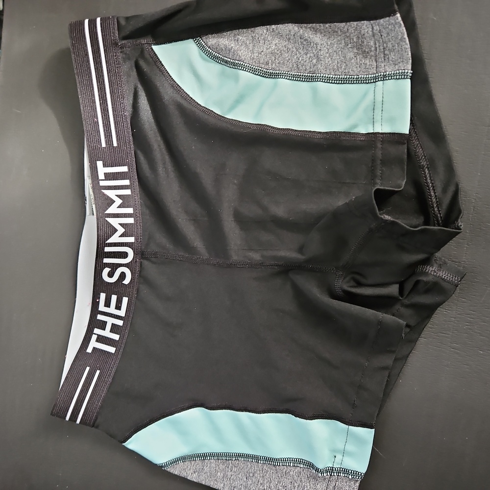 Women's Summit Cheer short